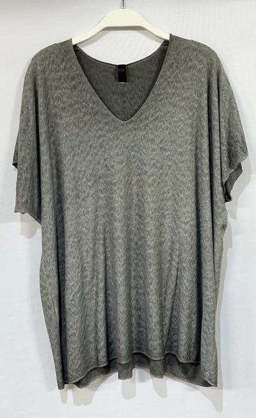 DOLMAN SLEEVE V-NECK OVERSIZED CHARCOAL SOFT TOP